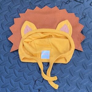 Hanna Andersson Golden Lion Hat with Brown Mane